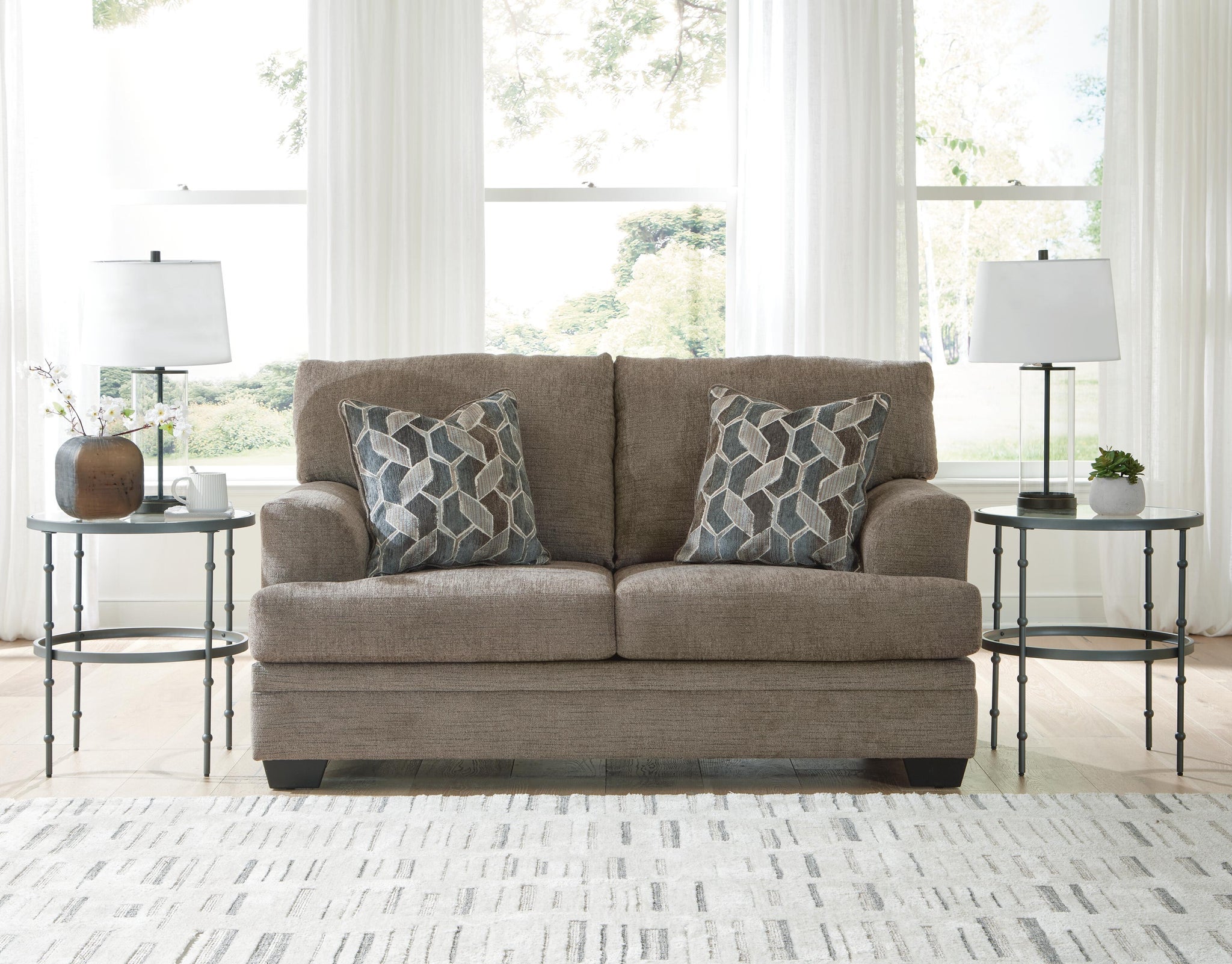 Stonemeade Loveseat