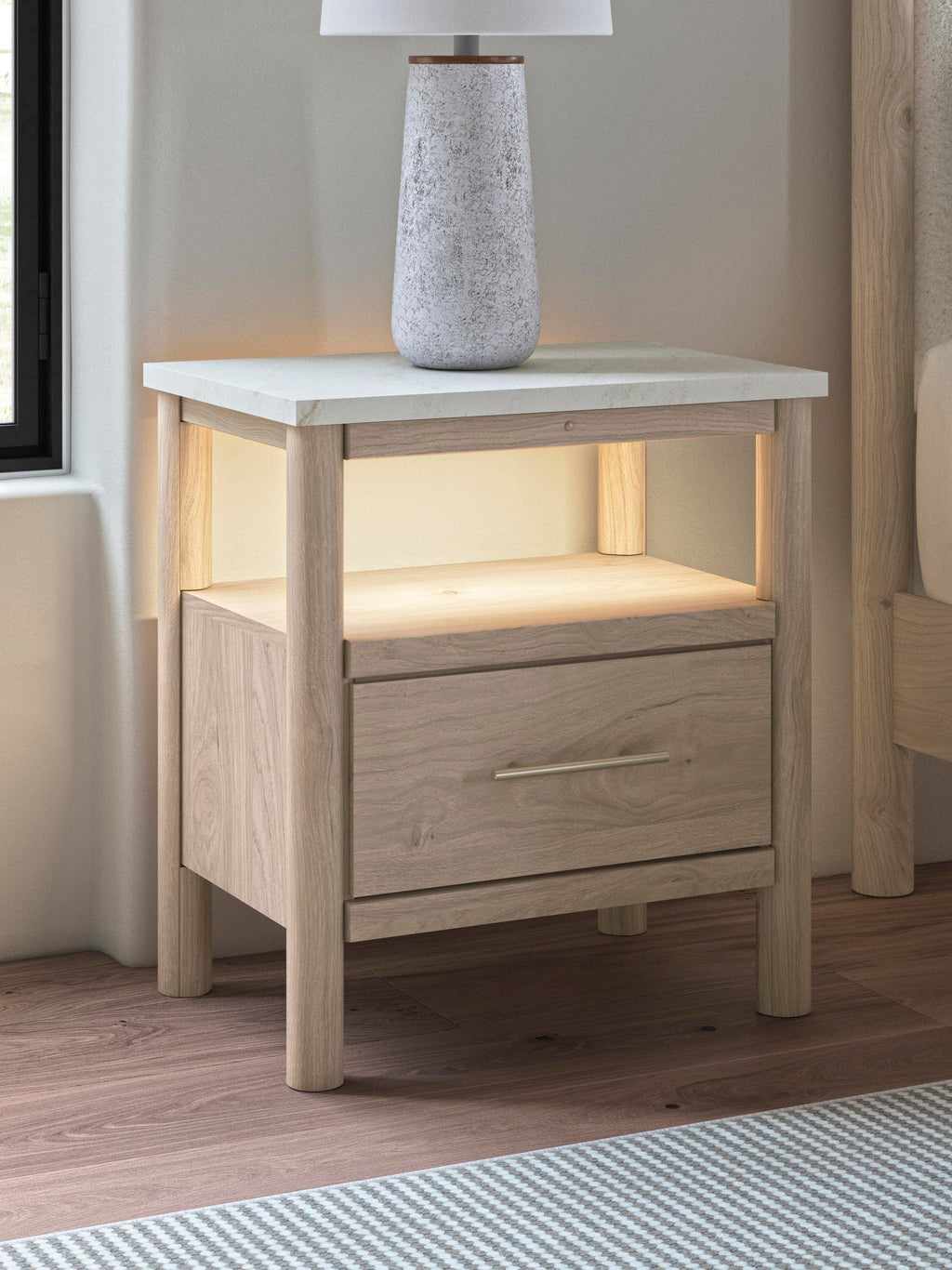 Pamytta Nightstand