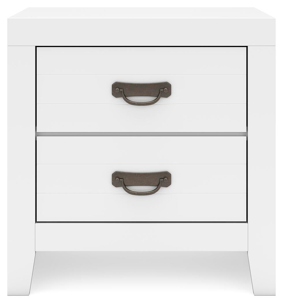Binterglen Nightstand