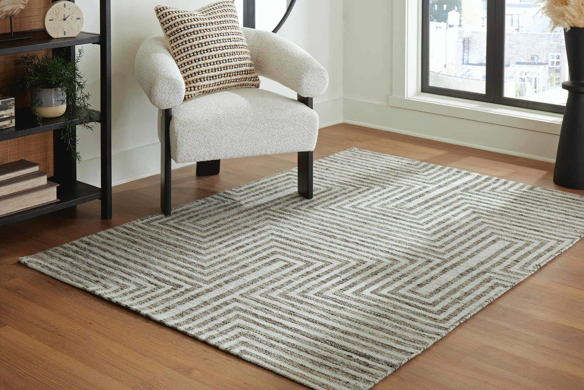 Jossen 8' x 10' Rug