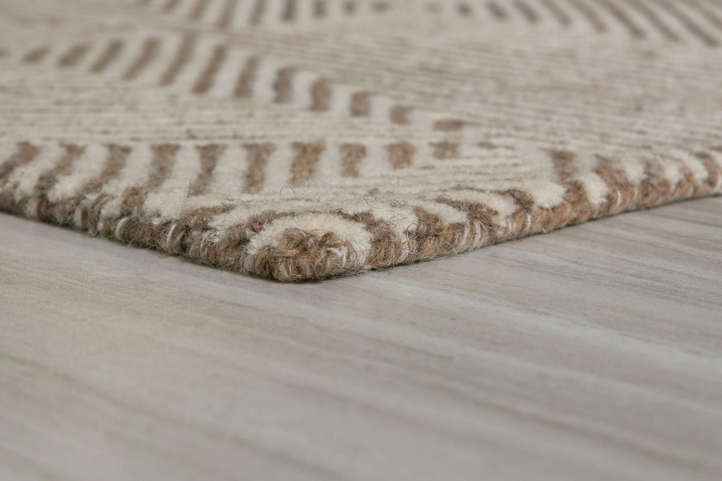 Jadott 5' x 7' Rug