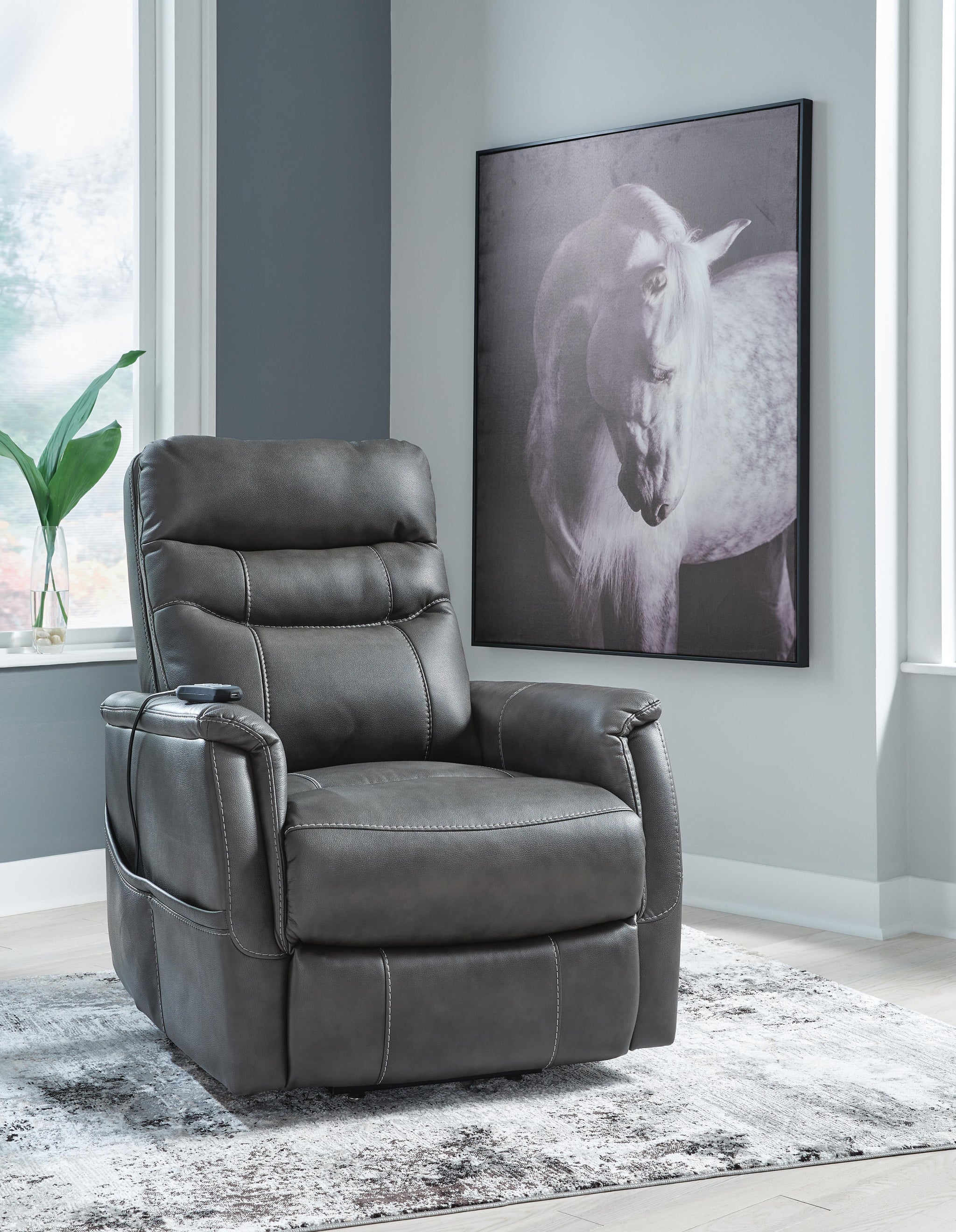 Strawbill Power Lift Recliner (Blue)