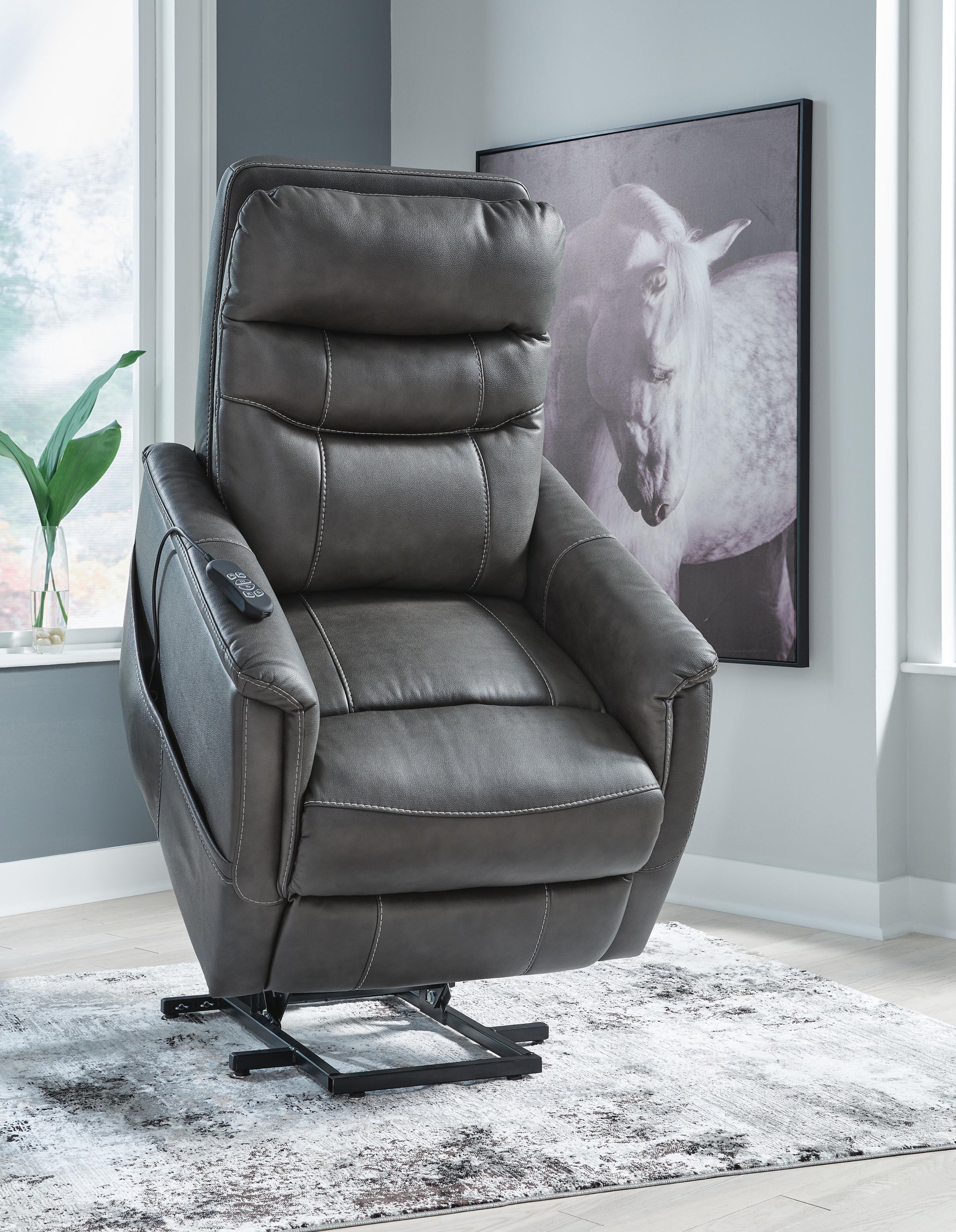 Strawbill Power Lift Recliner (Blue)