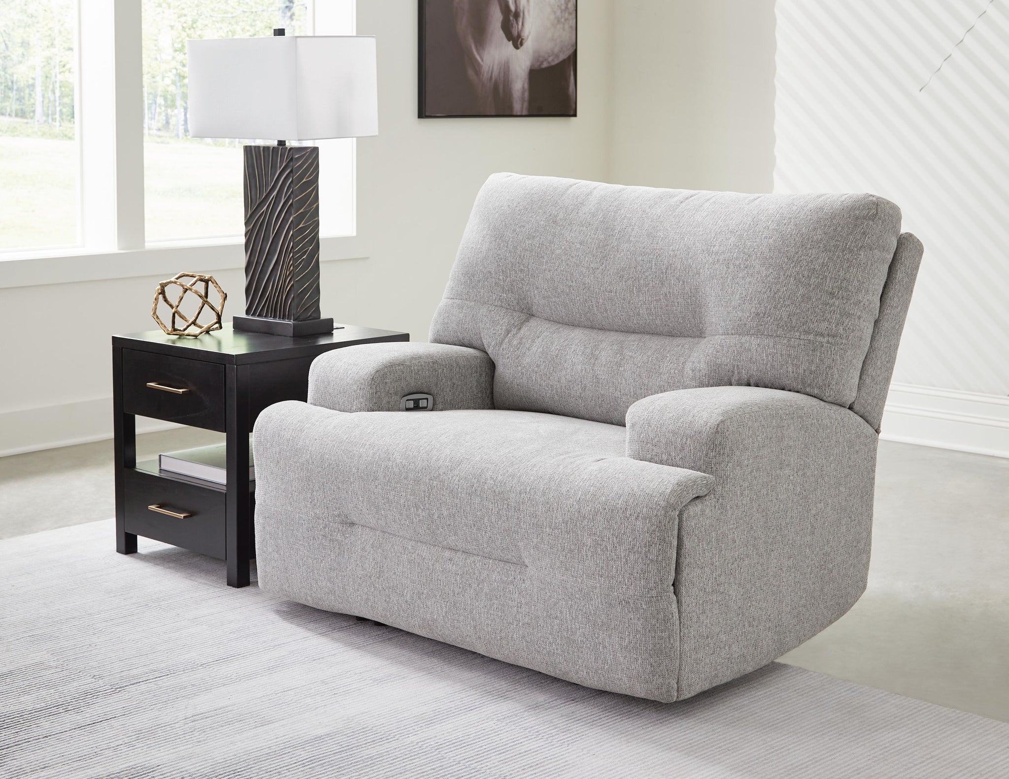 Acklen Place Oversized Power Recliner (Black/Gray)