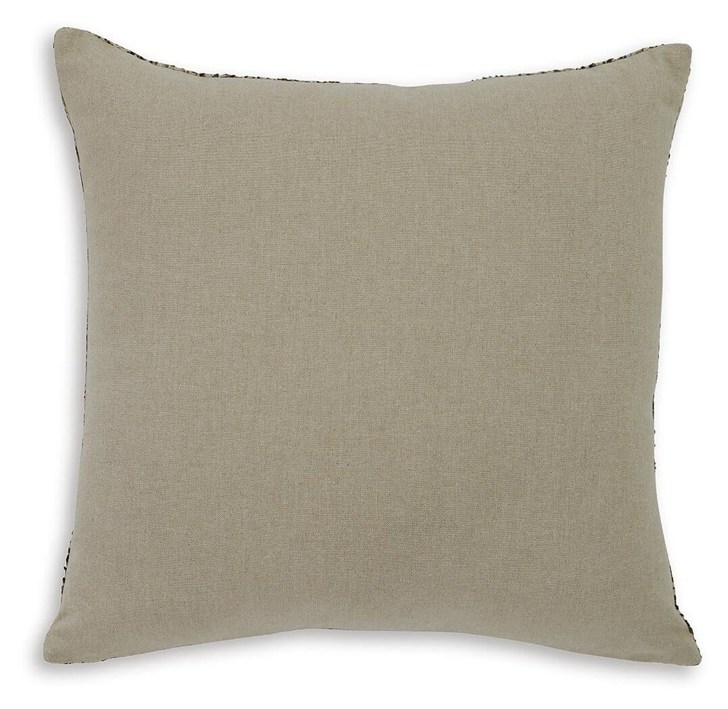 Jayner Pillow