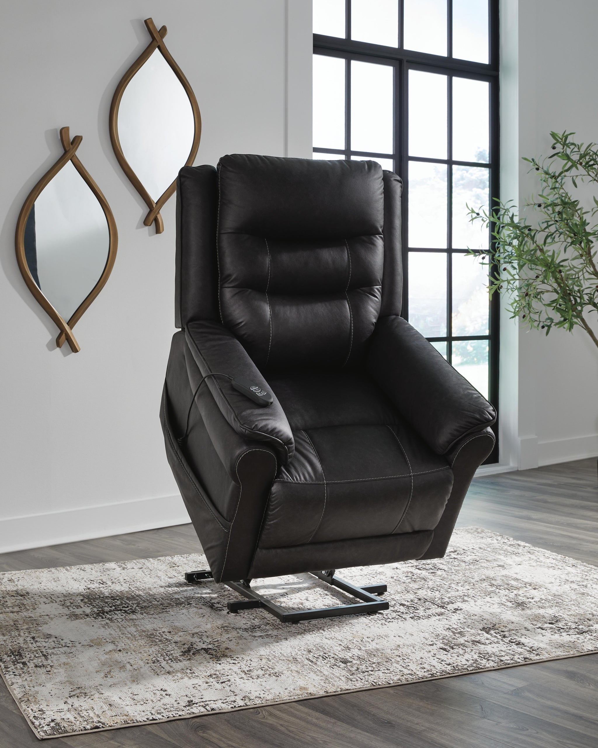Oatman Power Lift Recliner (Black/Gray)