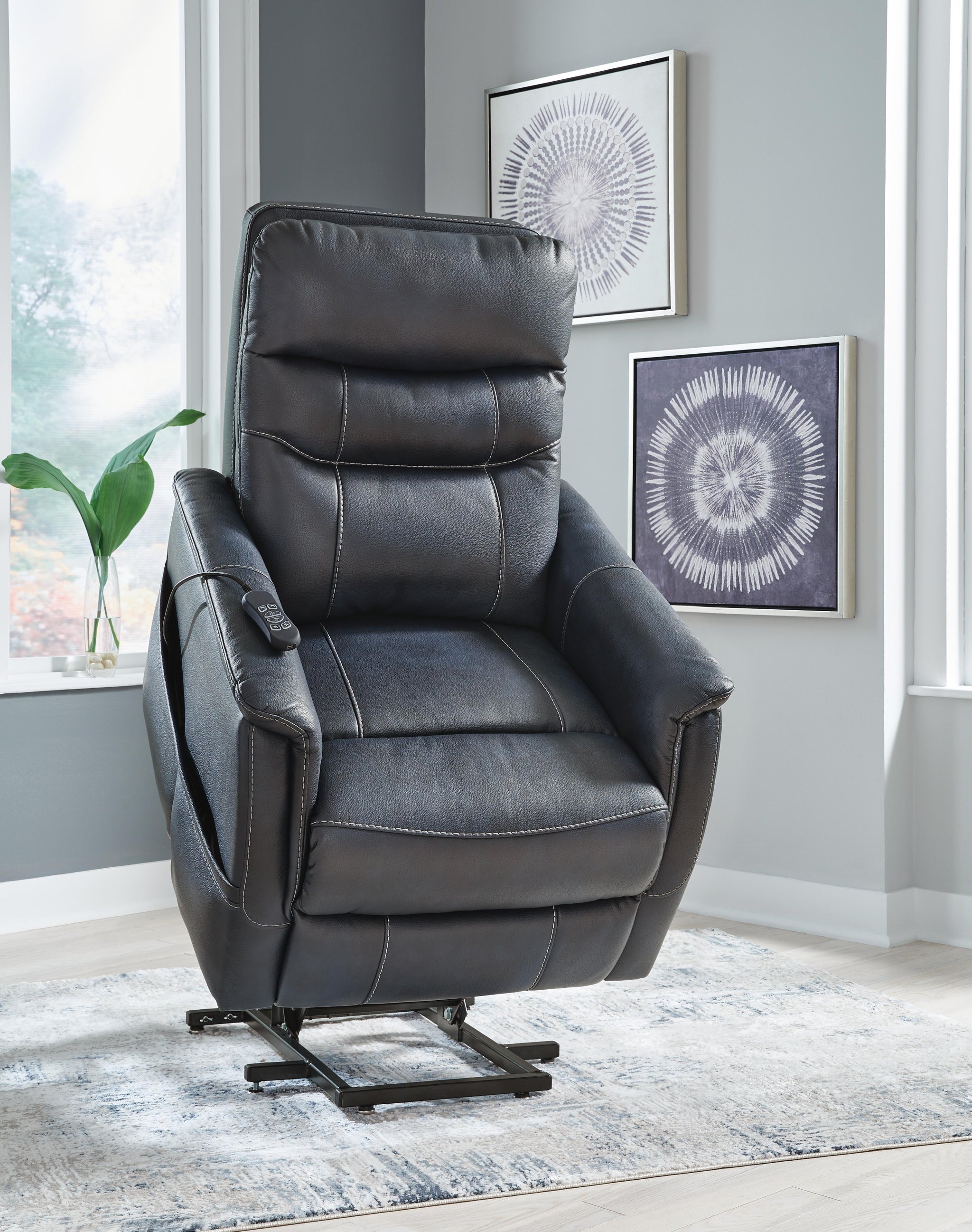 Strawbill Power Lift Recliner (Blue)