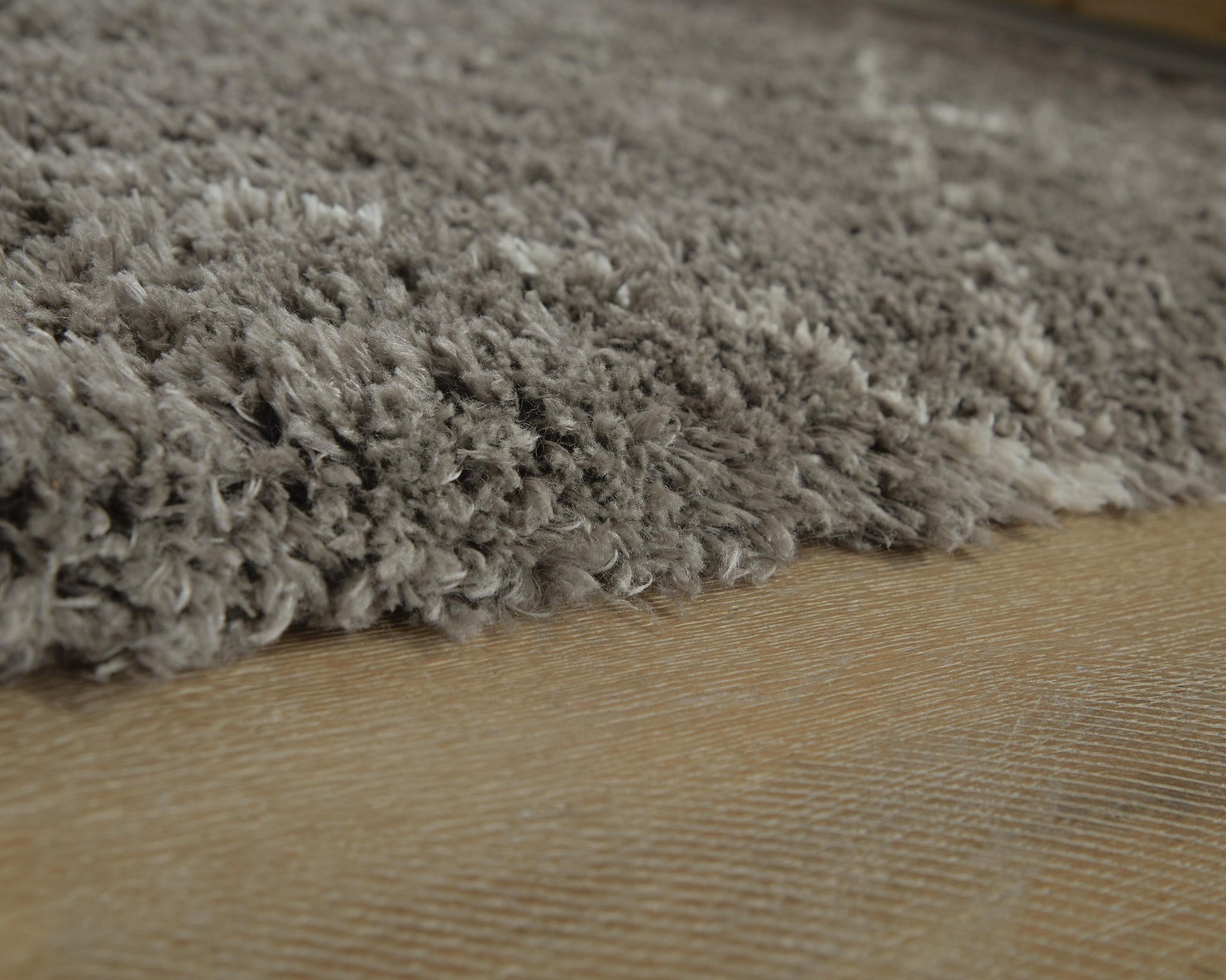 Wrenlow 8' x 10' Rug (Black/Gray)