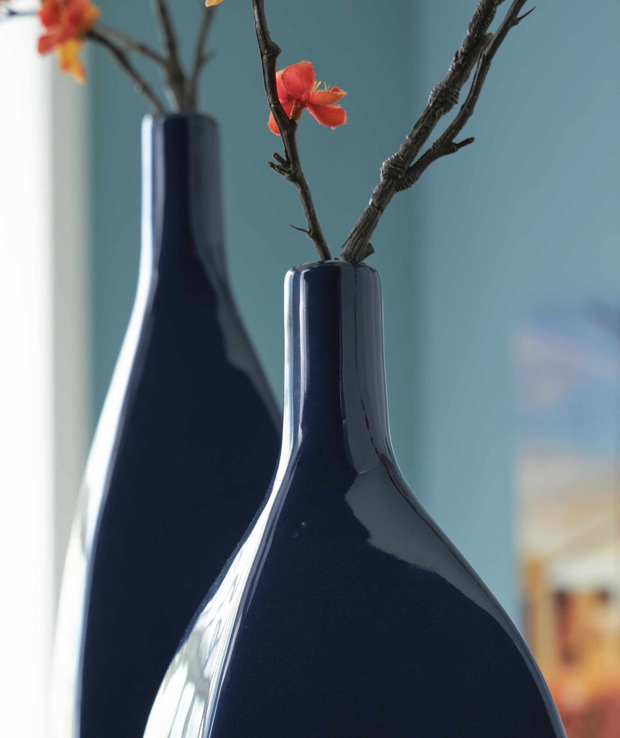 Abtinson Vase (Blue) 2