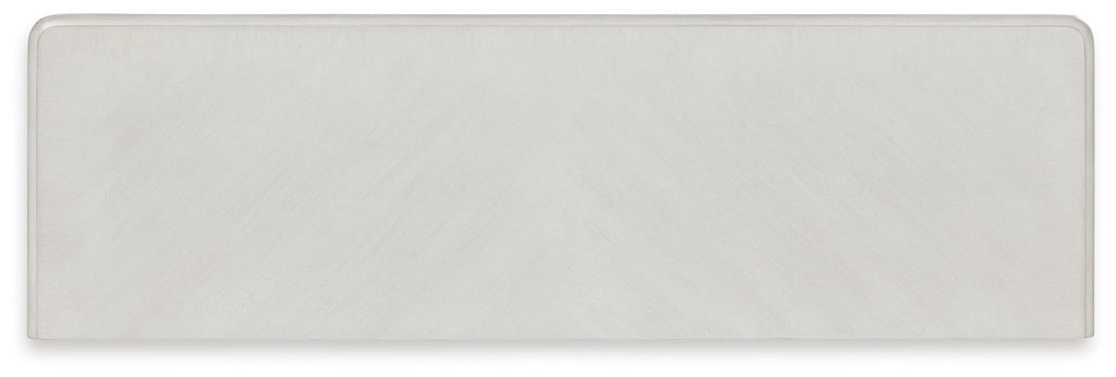 Montelaine Dining Server