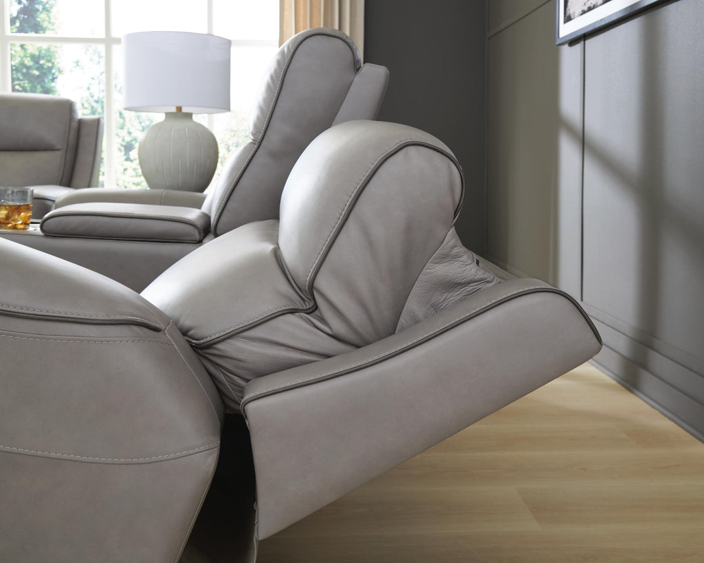 5Z-Comfort Power Reclining Loveseat with Console (Black/Gray)