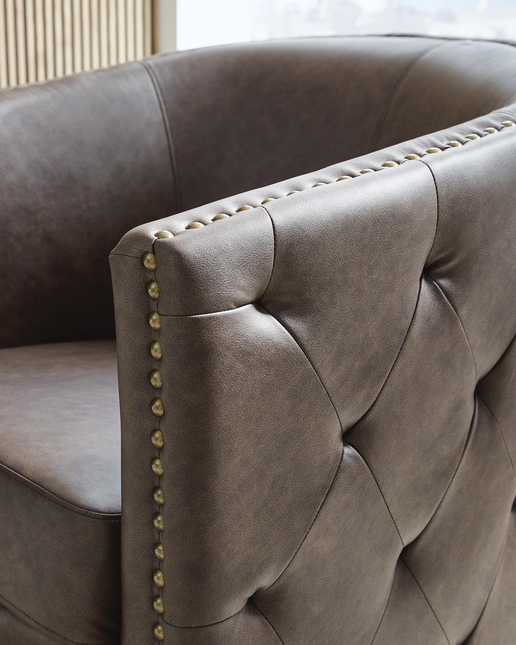 Brentlow Swivel Accent Chair 2