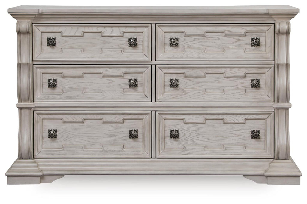 Bruchandi Dresser