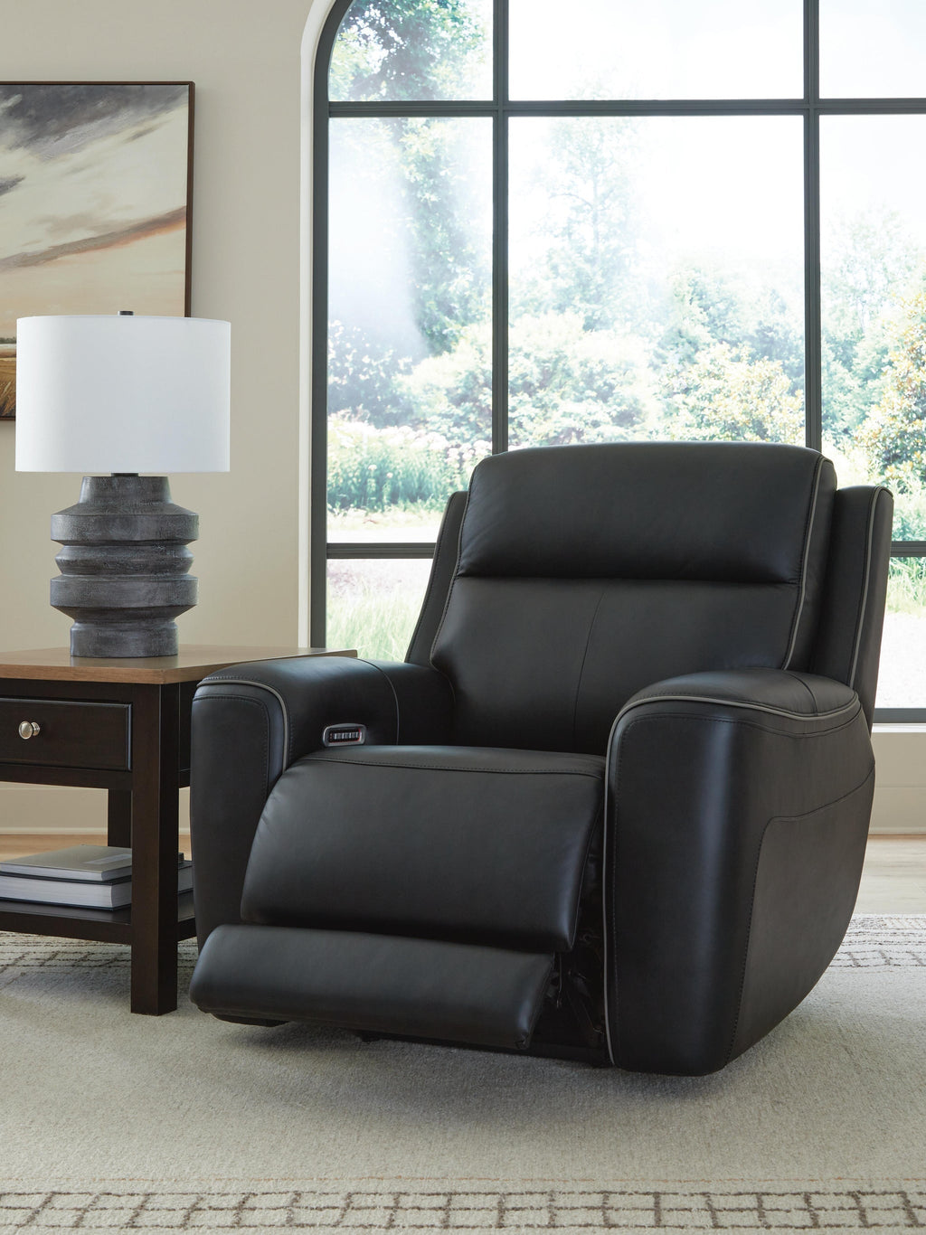 5Z-Comfort Power Recliner (Black/Gray)