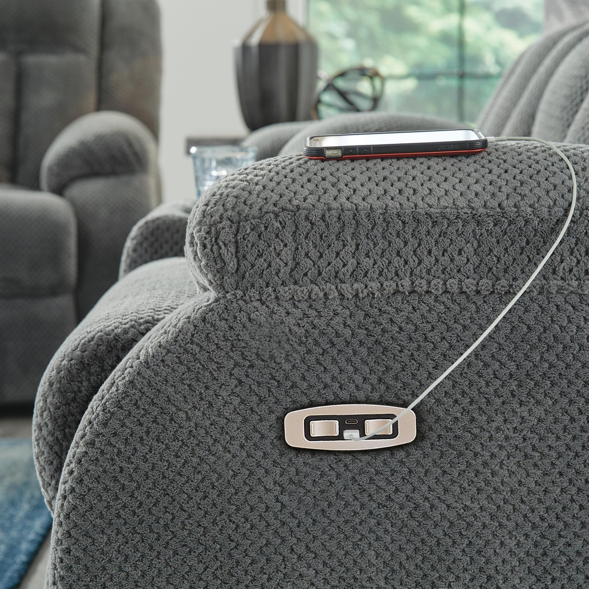 Observation Power Reclining Loveseat with Console