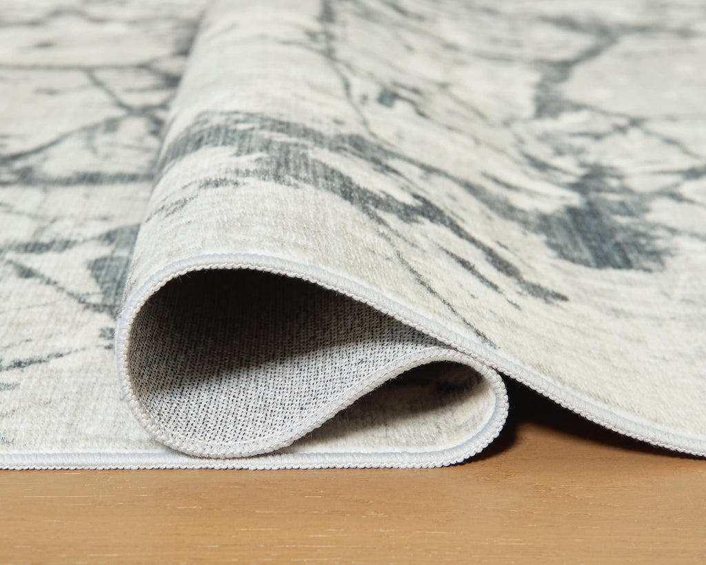 Tobinbury Washable 5' x 7' Area Rug