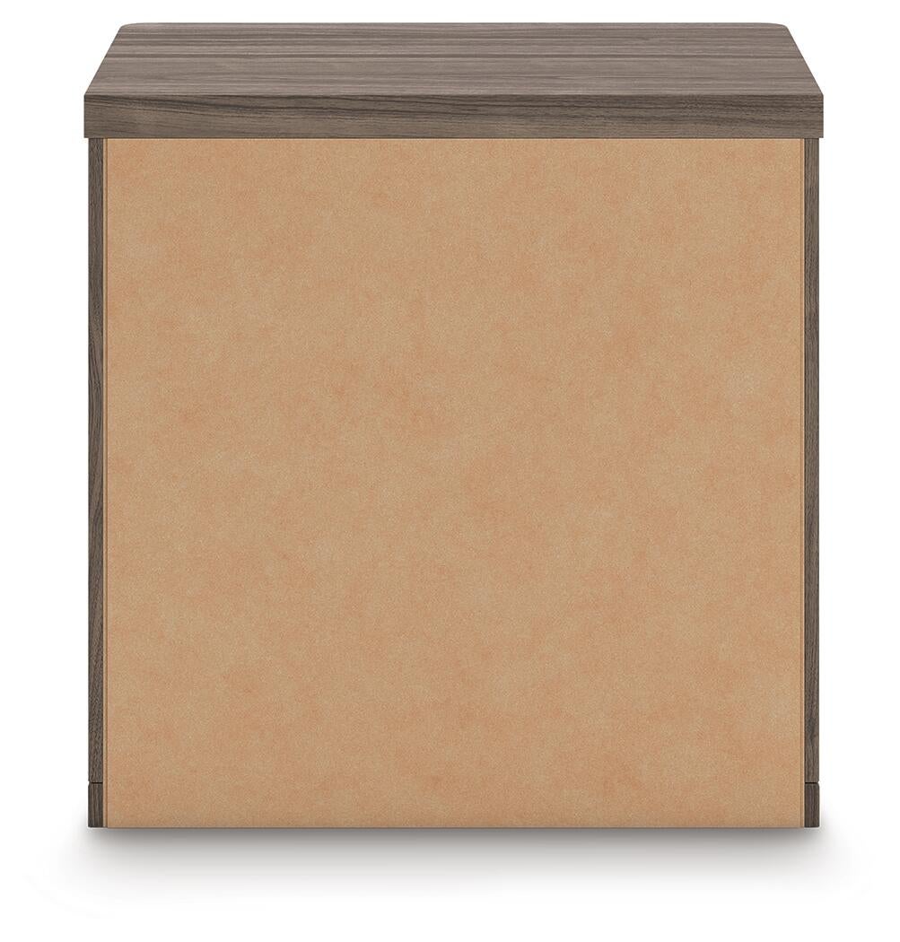 Kendanport Nightstand