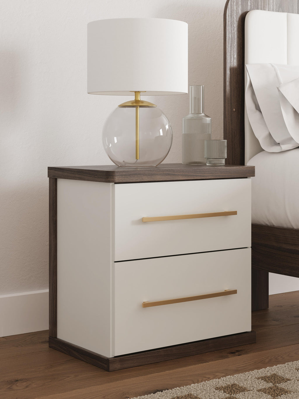 Kendanport Nightstand