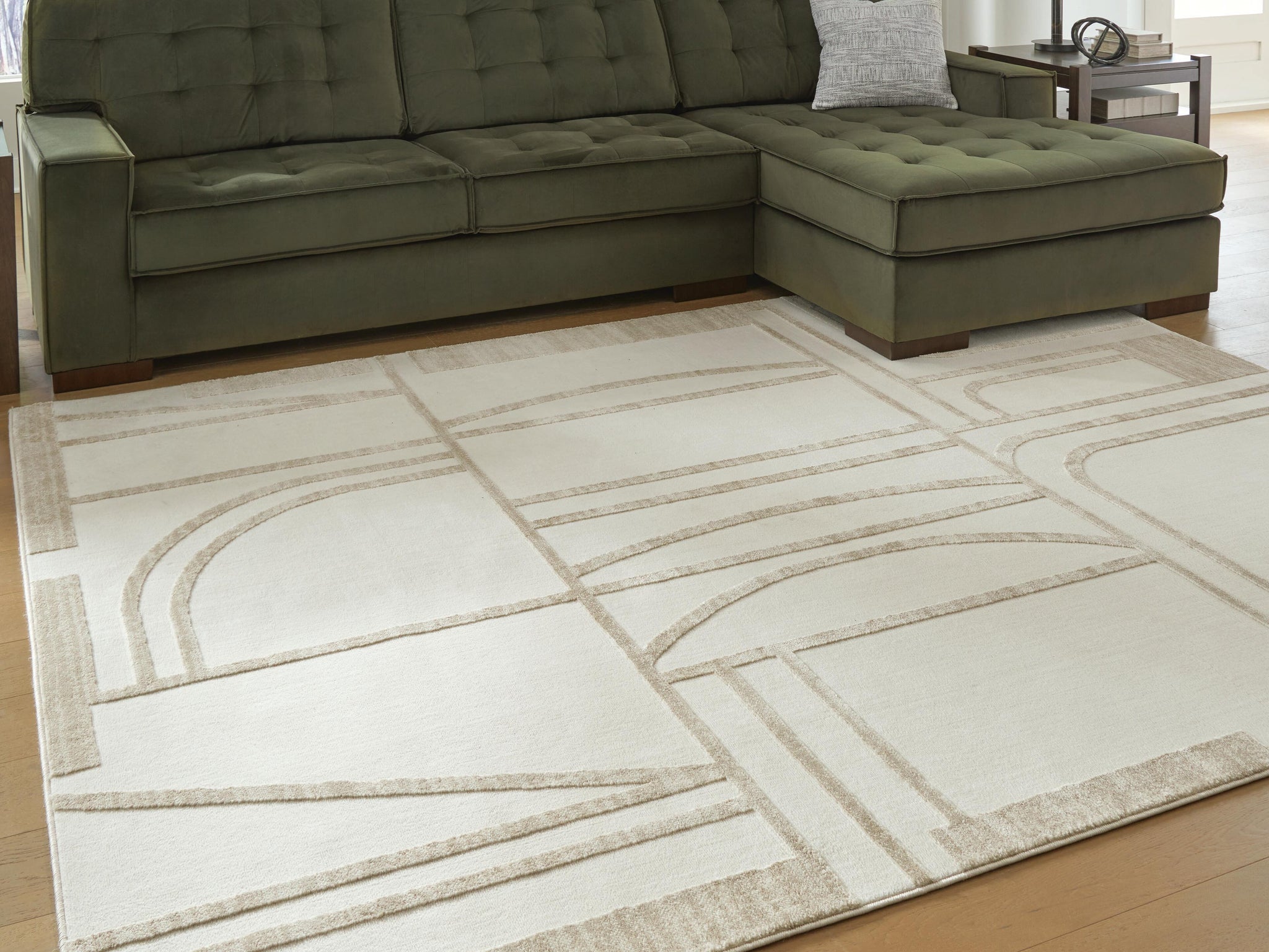 Farongrove 5'3" x 7' Area Rug