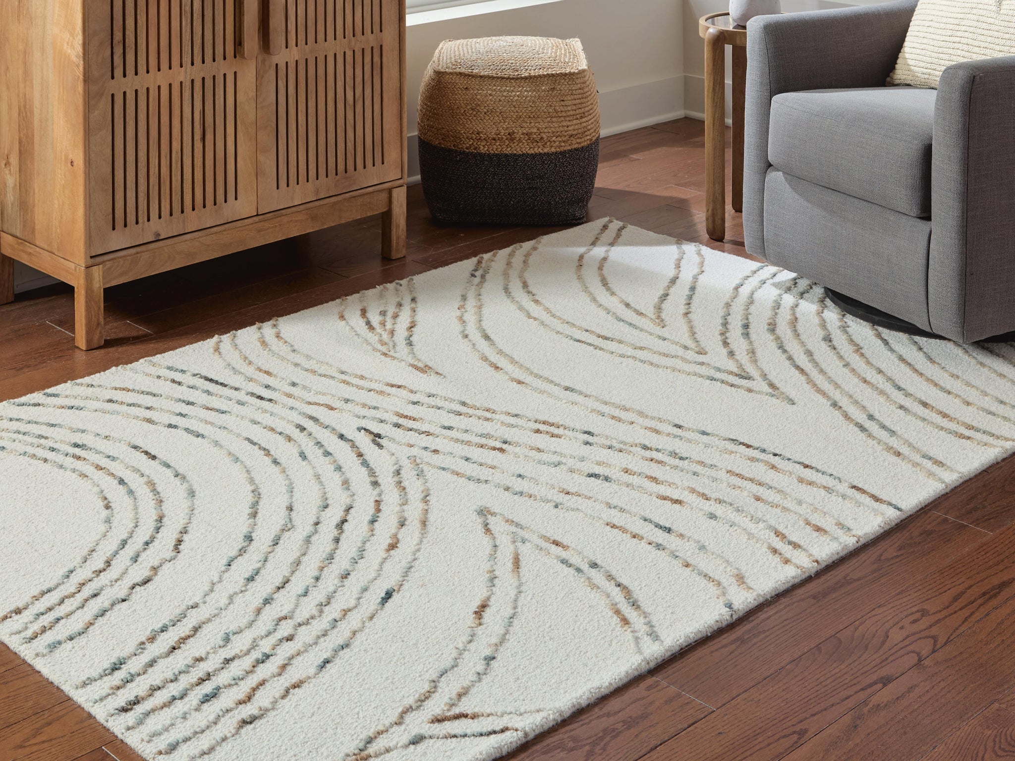 Deenbury 7'8" x 10' Area Rug