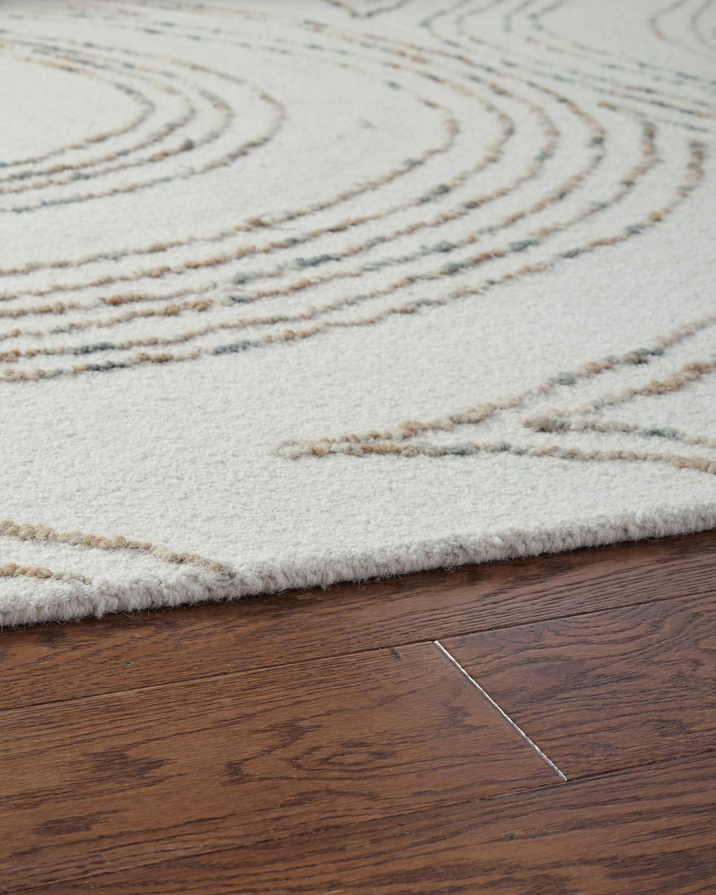 Deenbury 7'8" x 10' Area Rug