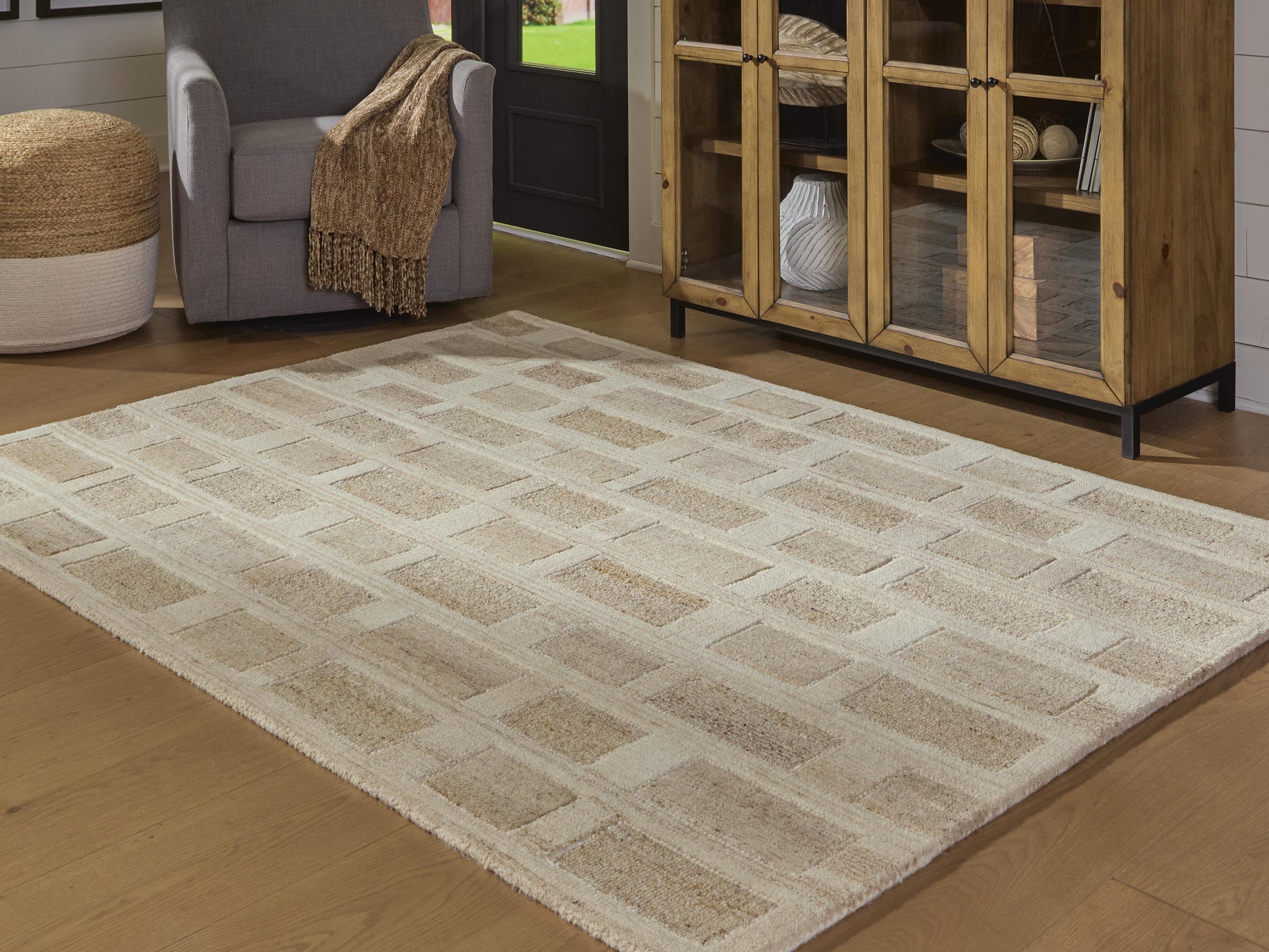 Lisgrove 7'8" x 10' Area Rug