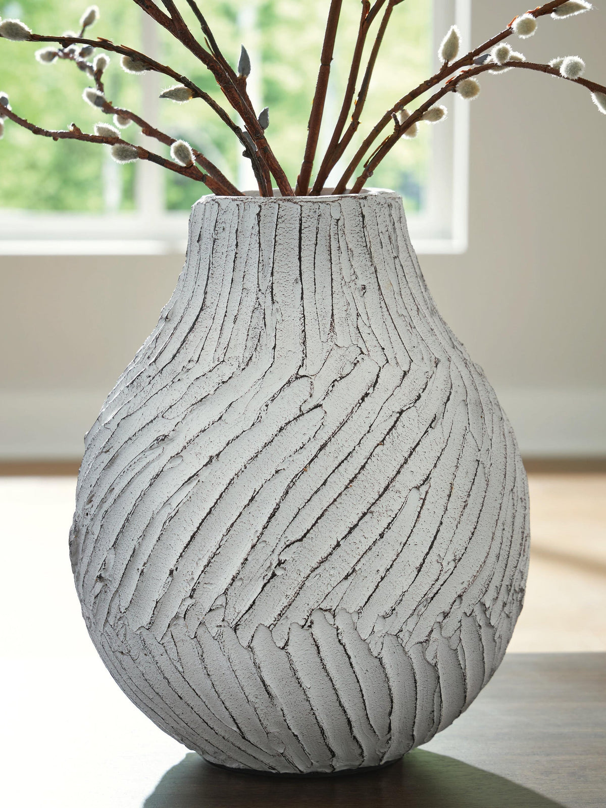 Shelvie Vase 2