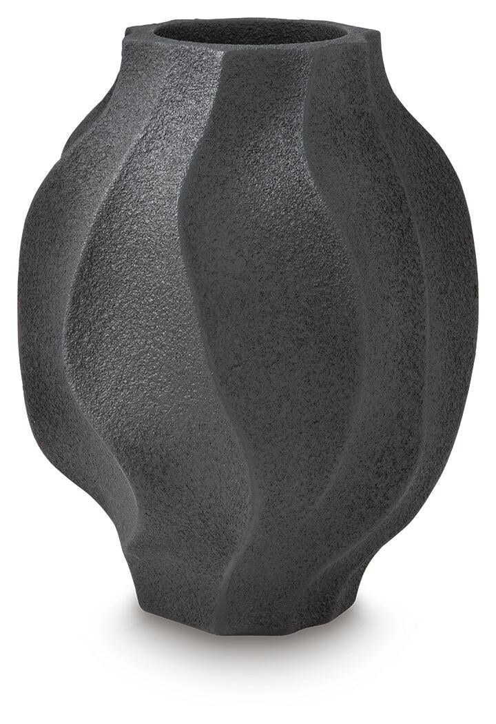 Judworth Vase 2
