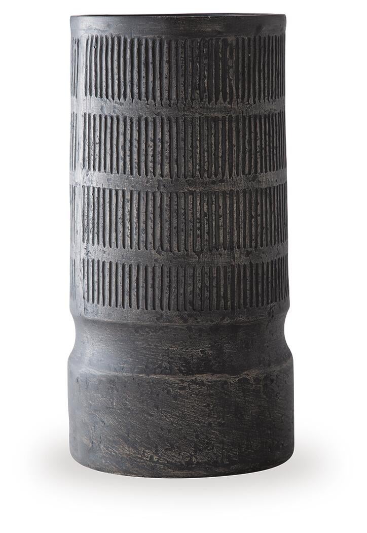 Beninworth Vase 2
