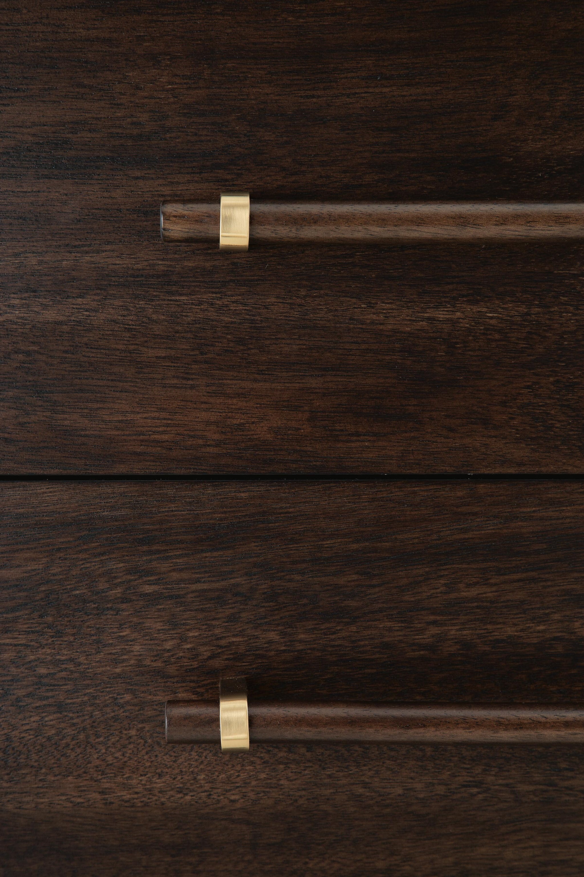 Dantenton Nightstand