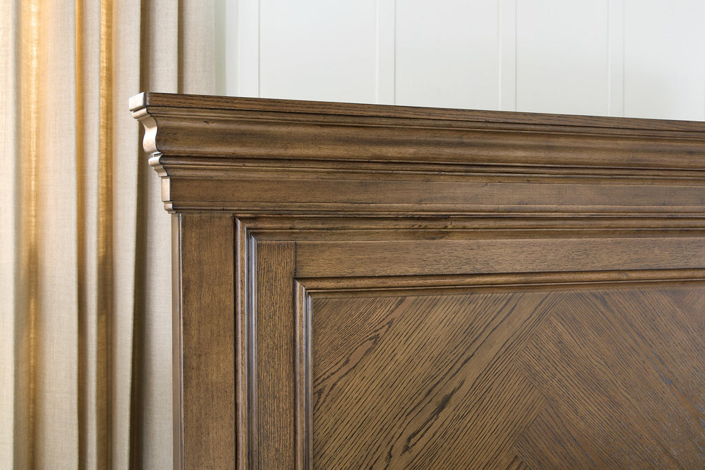 Karallin Panel Bed