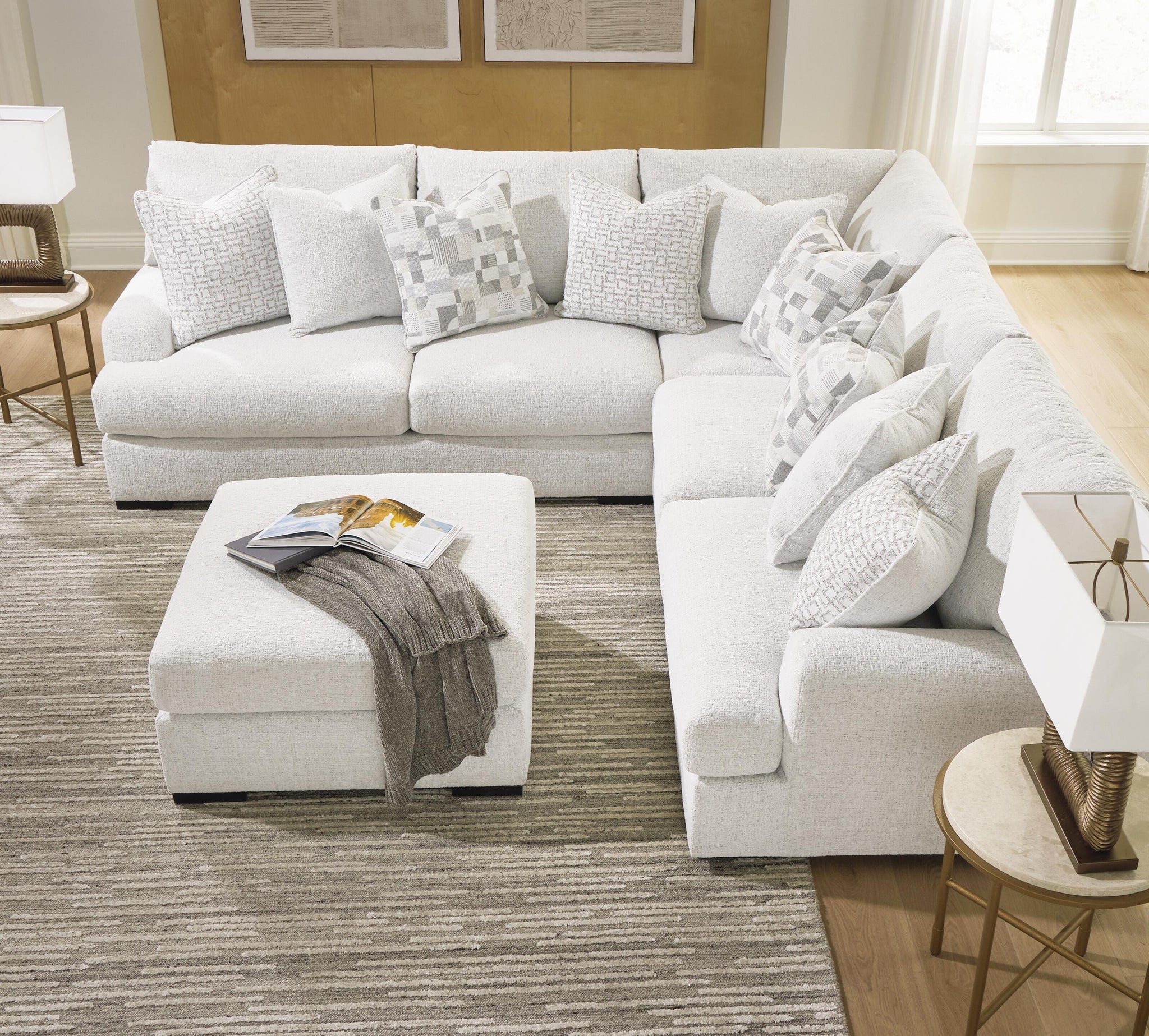 Misty-Lakes 3-Piece Sectional