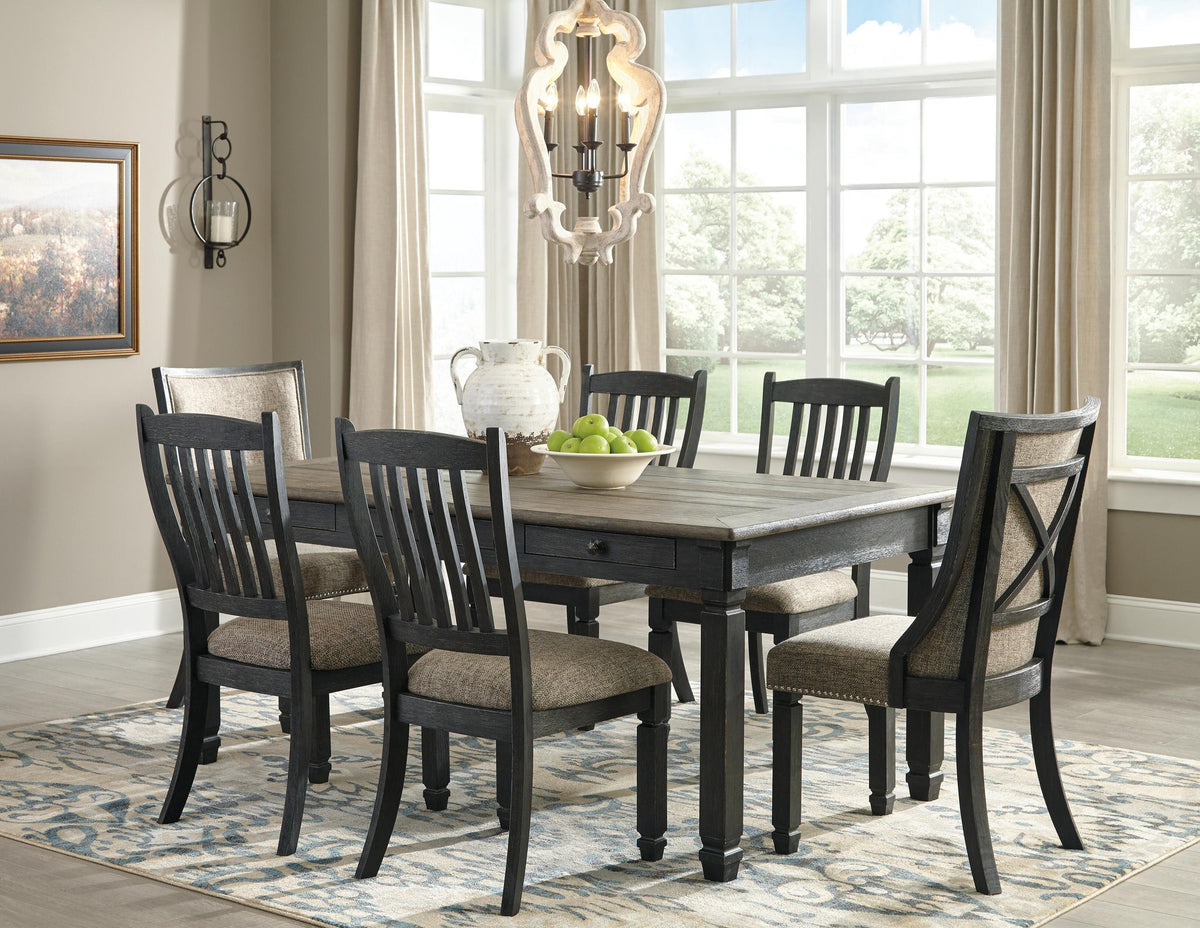 Tyler Creek Dining Table and Chairs