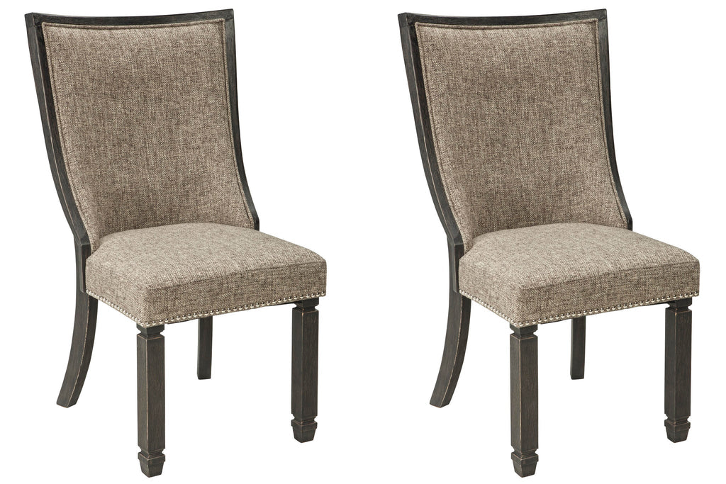 Tyler Creek Dining Table and Chairs