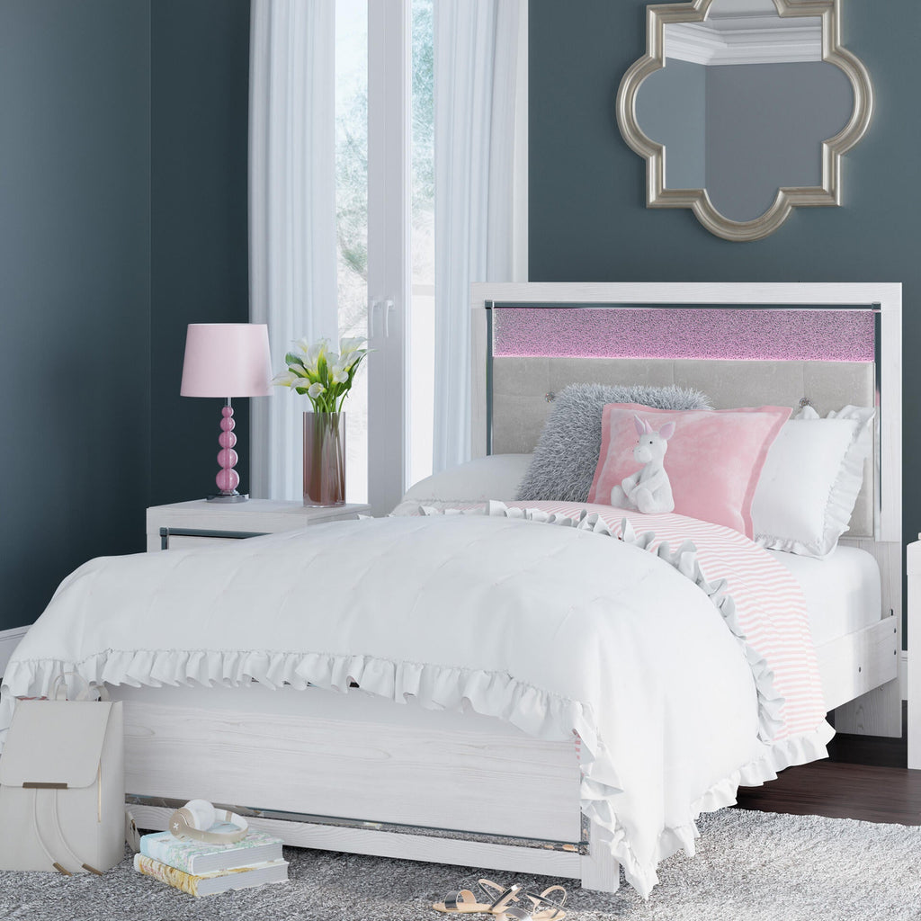 Altyra Panel Bed