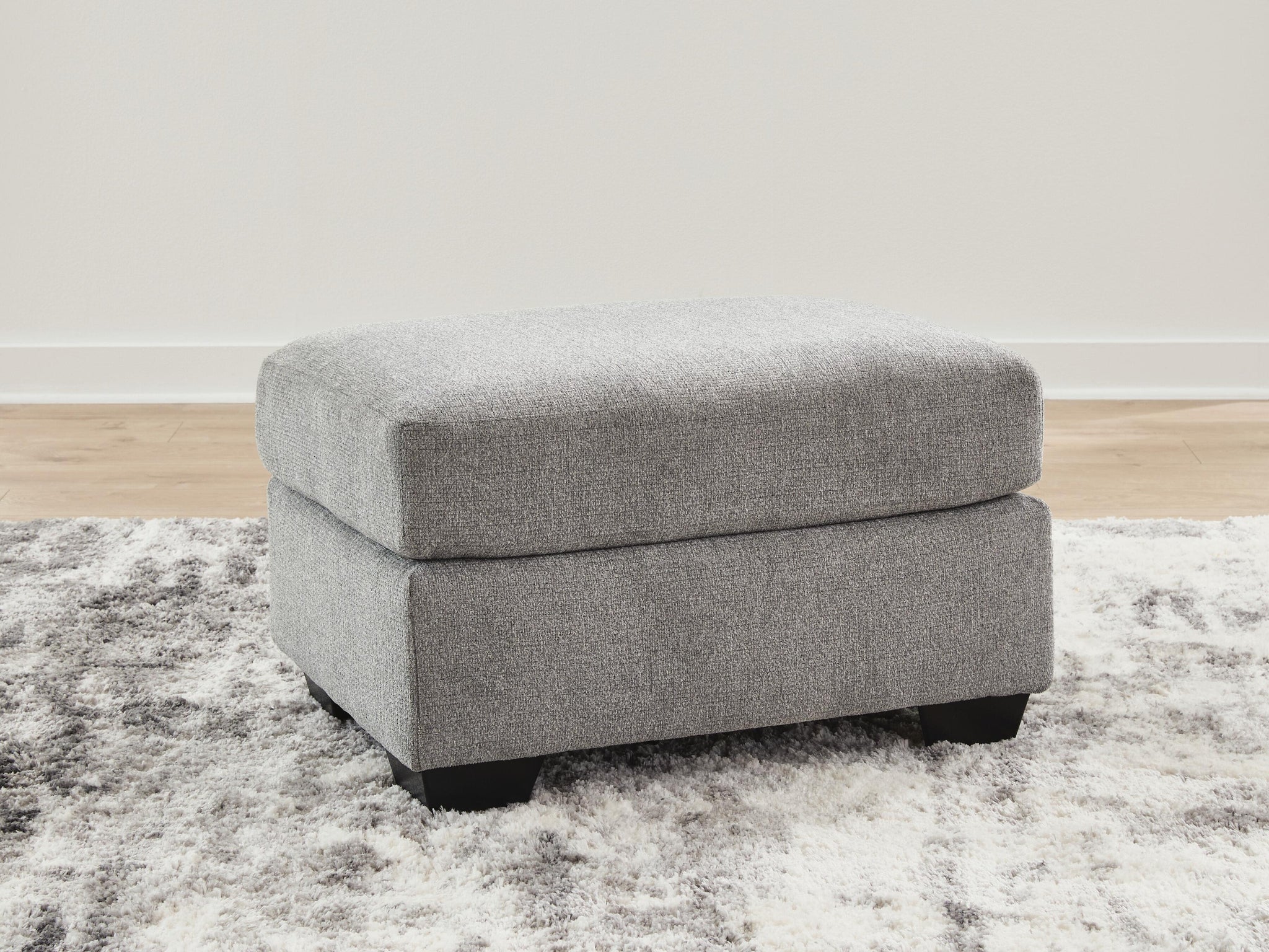 Loreo Ottoman