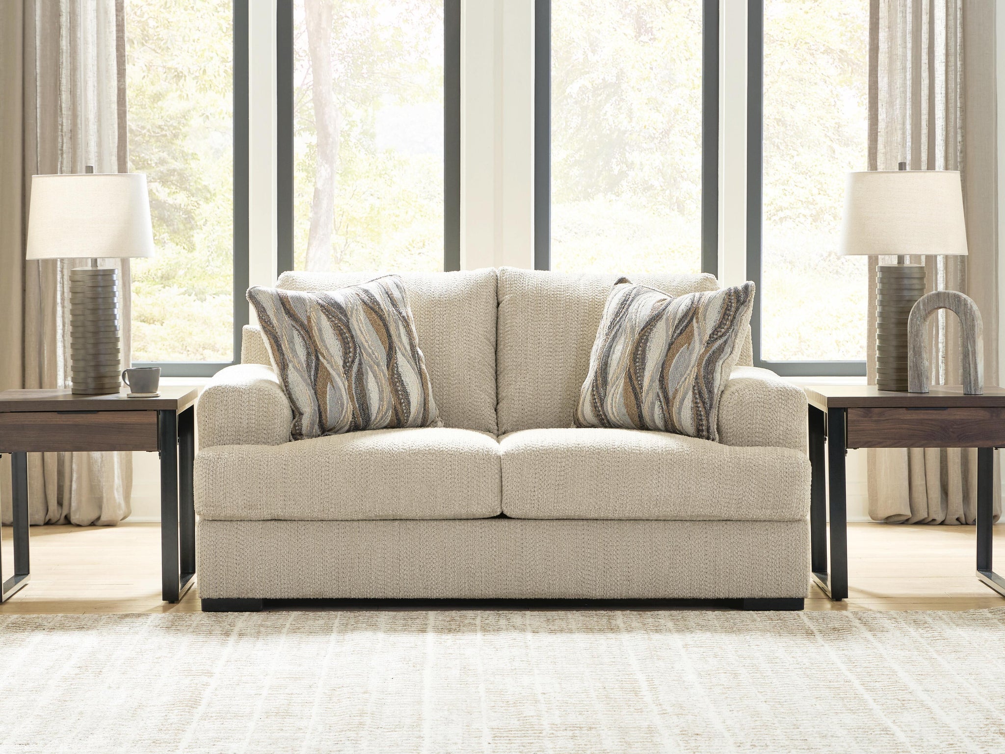 Lofwood Loveseat