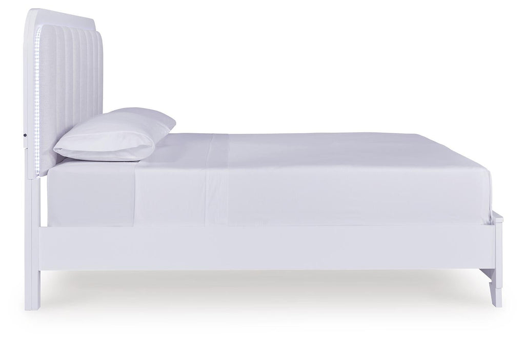 Jarlee Upholstered Panel Bed