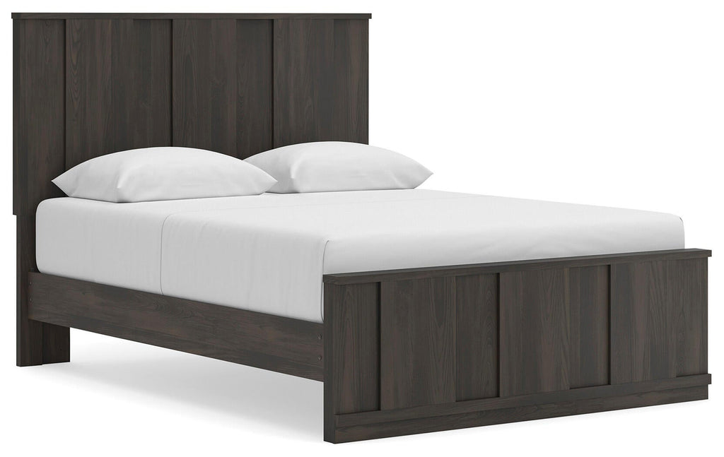 Shaehartin Panel Platform Bed