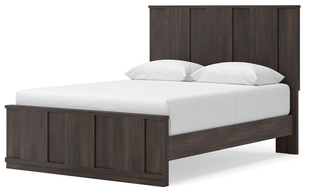 Shaehartin Panel Platform Bed